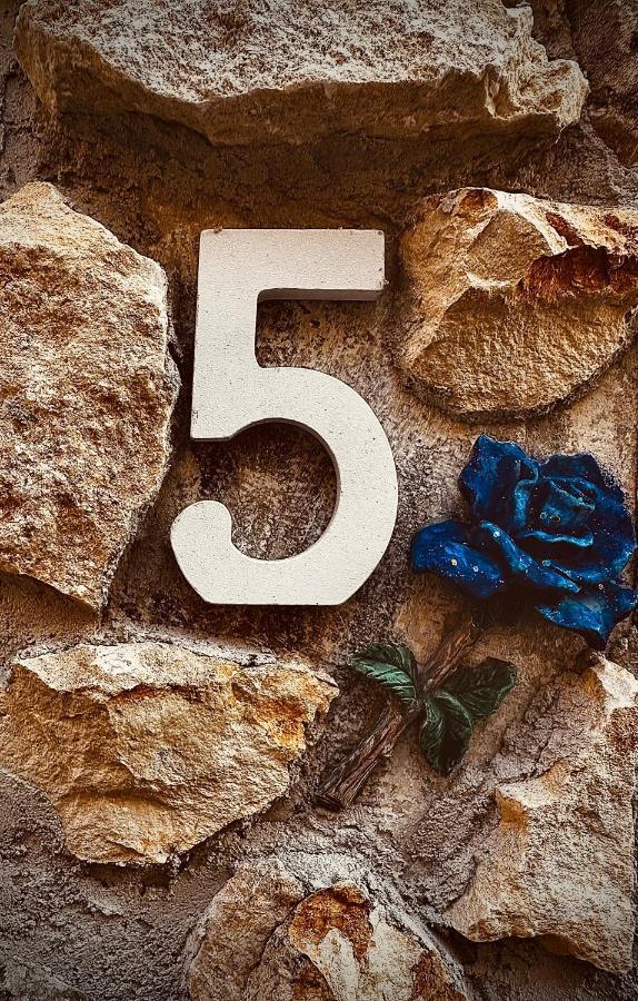 فيلا La Rosa Blu Goriano Sicoli المظهر الخارجي الصورة